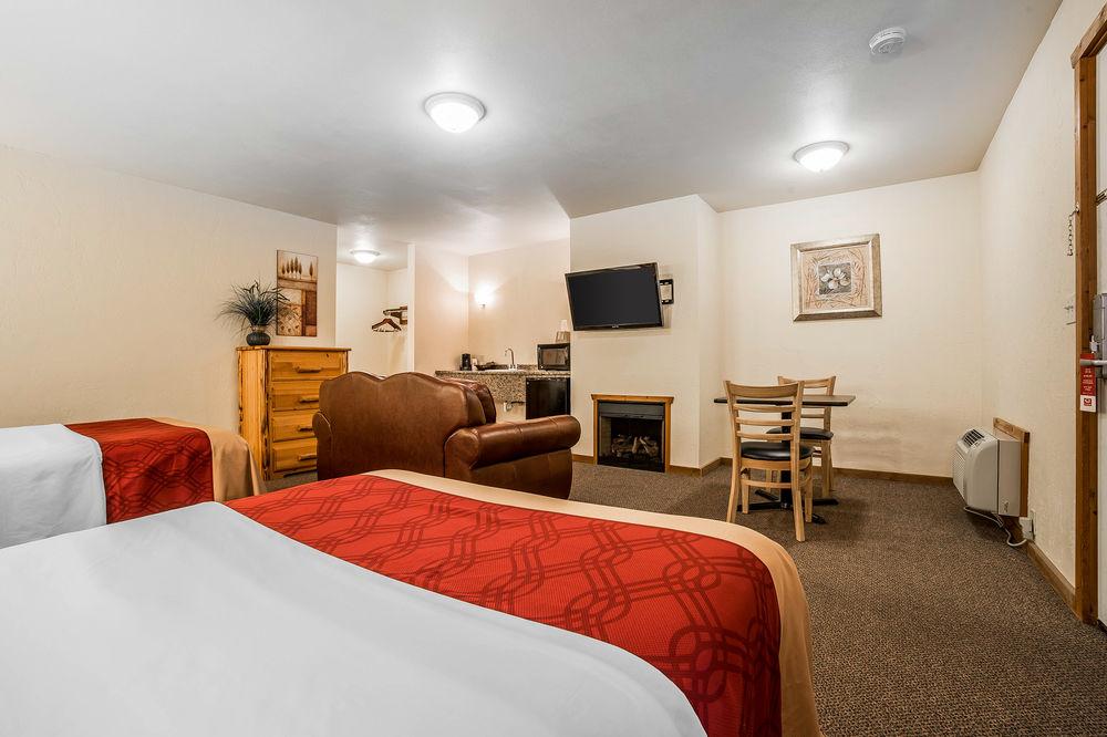 Econo Lodge Inn&Suites Kalispell Extérieur photo